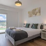 Fabulous Terrace Over Monsanto By Innkeeper Apartament *