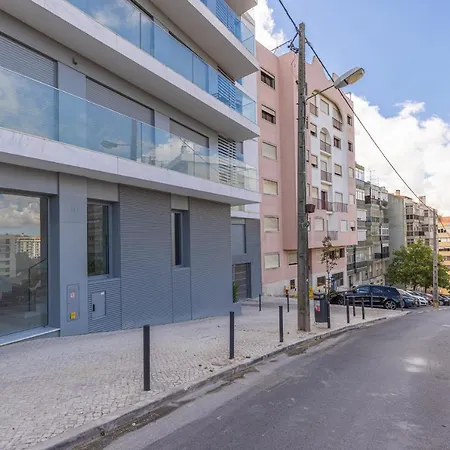 Fabulous Terrace Over Monsanto By Innkeeper