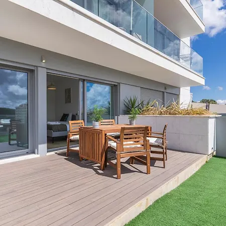 Fabulous Terrace Over Monsanto By Innkeeper * Lisbon