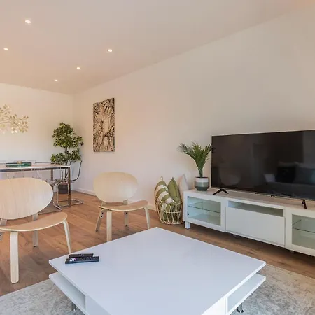 Apartment Fabulous Terrace Over Monsanto By Innkeeper Lisbon