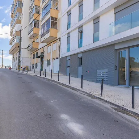 Appartement Fabulous Terrace Over Monsanto By Innkeeper Lisboa