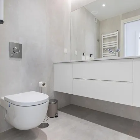 아파트 Fabulous Terrace Over Monsanto By Innkeeper